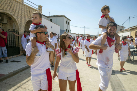 Fotos del cohete de fiestas de Rada