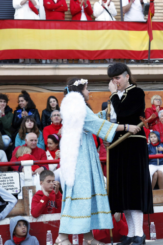 Paloteado de Cortes en las fiestas de San Miguel 2022