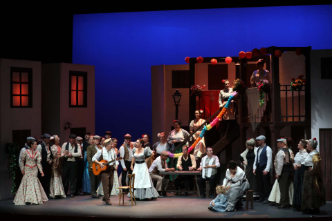 Imágenes del ensayo general en el Teatro Gayarre de 'La Revoltosa'