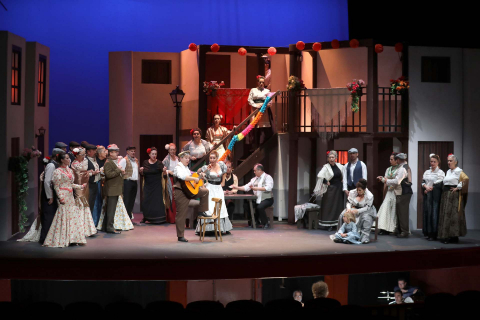 Imágenes del ensayo general en el Teatro Gayarre de 'La Revoltosa'