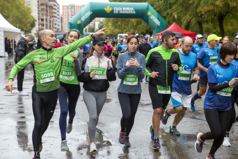 Imágenes de la carrera solidaria del Teléfono de la Esperanza
