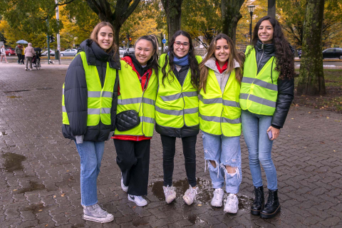 Imágenes de la carrera solidaria del Teléfono de la Esperanza