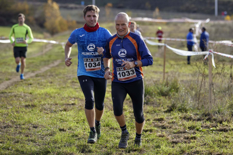 Imágenes del I Cross Pamplona en el Soto Lezkairu