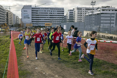 Imágenes del I Cross Pamplona en el Soto Lezkairu