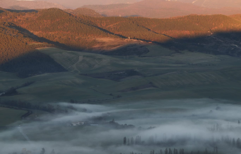 Hacia Tangorri, entre niebla y sol