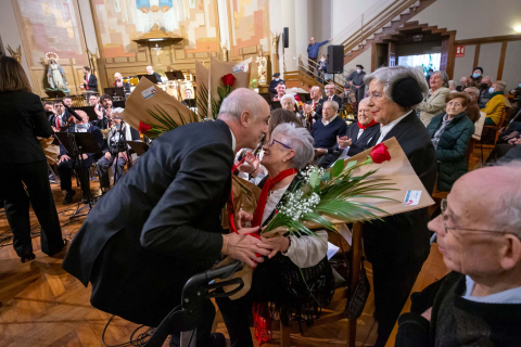 Fotos del concierto de la Pamplonesa y Voces de Oro en la Casa de la Misericordia de Pamplona.