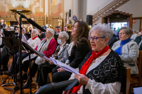 Fotos del concierto de la Pamplonesa y Voces de Oro en la Casa de la Misericordia de Pamplona.