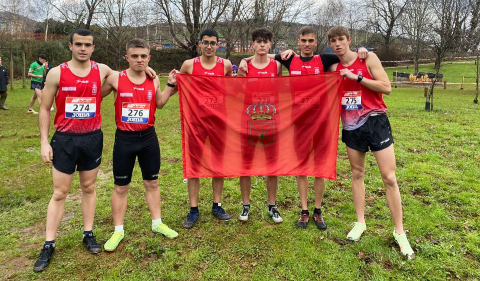 Atletas navarros en el Campeonato de España de Cross.