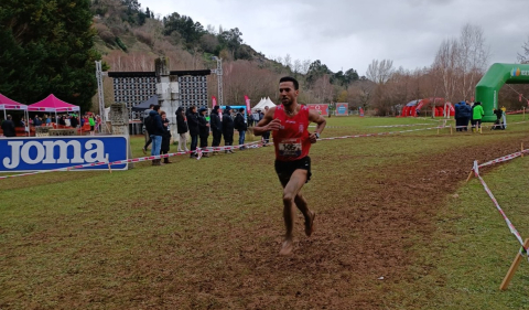 Atletas navarros en el Campeonato de España de Cross.