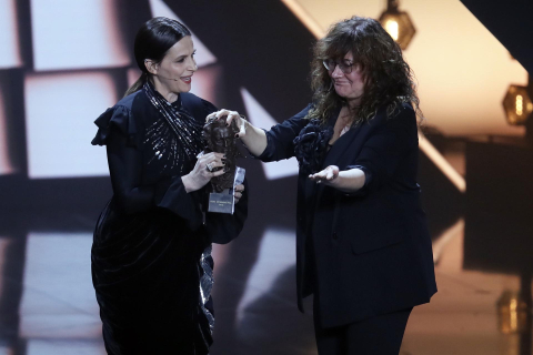 Galardonados y momentos de la ceremonia de entrega de los Premios Goya en su XXXVII edición.