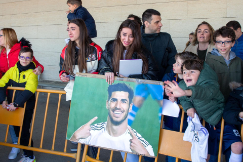 Llegada del Real Madrid al aeropuerto de Noáin./