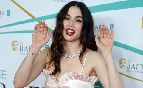 Alfombra roja y galardonados en los Premios Bafta al cine.