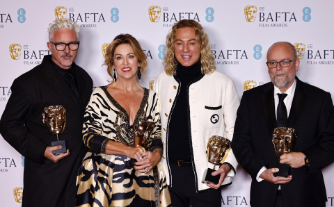 Alfombra roja y galardonados en los Premios Bafta al cine.