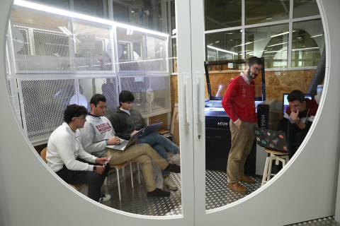 Imágenes de los nuevos espacios de trabajo en la UPNA