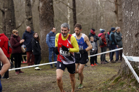 Imágenes del campeonato navarro de cross en el circuito Dantzaleku de Alsasua