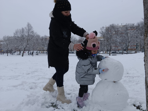 Fotos de la nevada en el parque Los Llanos de Estella. /
