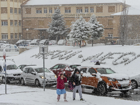 Fotos de la nevada de este lunes en Tierra Estella