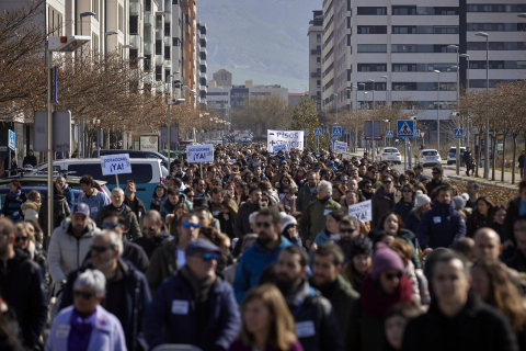 Fotos de la manifestación de los vecinos de Erripagaña para reclamar una solución para el barrio.
