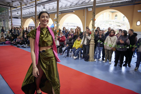 Fotos del desfile de la Asociación Síndrome de Down de Navarra, organizado por alumnado de María Ana Sanz.
