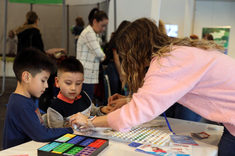 Fotos de la quinta edición de 'Expofamily', la feria de Diario de Navarra y Brandok.