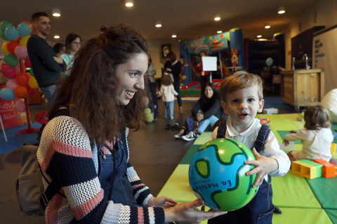 Fotos de la quinta edición de 'Expofamily', la feria de Diario de Navarra y Brandok.