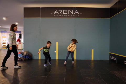 Fotos de la quinta edición de 'Expofamily', la feria de Diario de Navarra y Brandok.