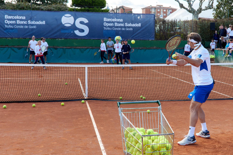 Fotos de la visita de David Ferrer a Pamplona.