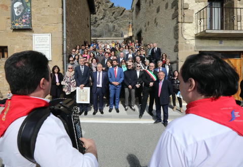 Fotos del Hermanamiento de Petilla de Aragón con Corteno Golgi y del nombramiento de Ramón y Cajal como Hijo Predilecto.