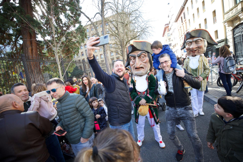 desfile cuerpo de ciudad