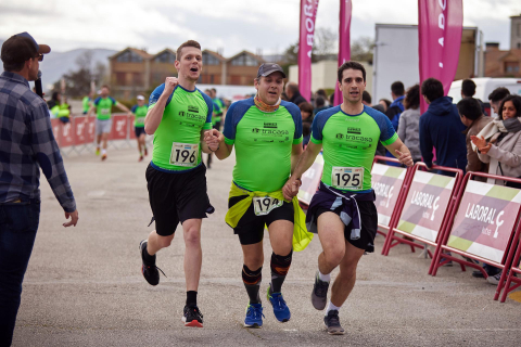 Participantes en la II Carrera de las Empresas - DN Management en Cordovilla.