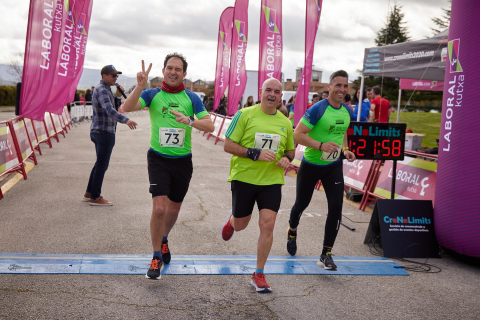 Participantes en la II Carrera de las Empresas - DN Management en Cordovilla.