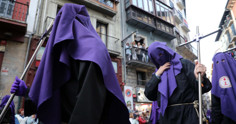 Procesión del Santo Entierro del Viernes Santo en Pamplona.