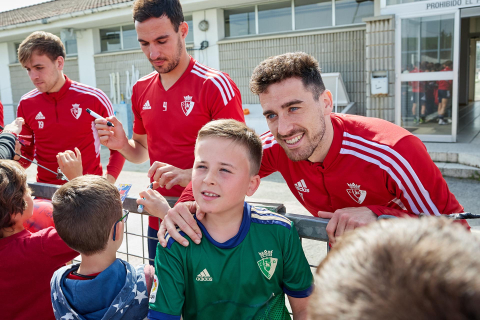 Fotos del entrenamiento de Osasuna, este lunes en las instalaciones de Tajonar.
