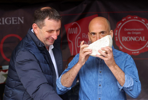 Fotos del día de las Almadías en Burgui.