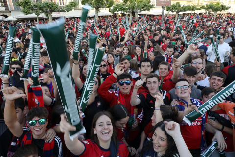 Fotos del ambiente en Pamplona por el partido de final de Copa.