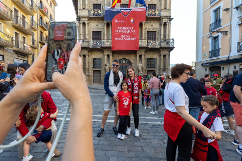 Fotos del ambiente en Pamplona por el partido de final de Copa.