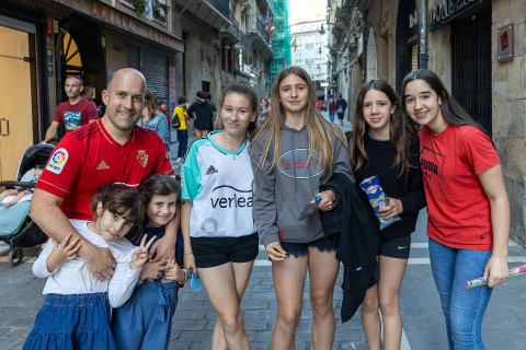 Fotos del ambiente en Pamplona por el partido de final de Copa.