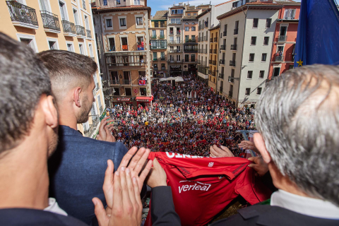 Recepción a Osasuna en el Ayuntamiento de Pamplona