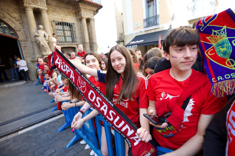 Recepción a Osasuna en el Ayuntamiento