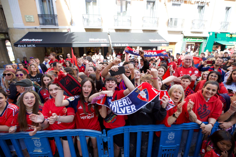 Recepción a Osasuna en el Ayuntamiento