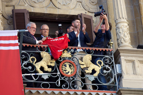 Recepción a Osasuna en el Ayuntamiento