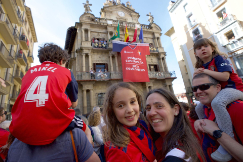 Recepción a Osasuna en el Ayuntamiento