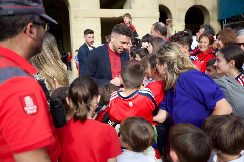 Recepción del Gobierno de Navarra a Osasuna