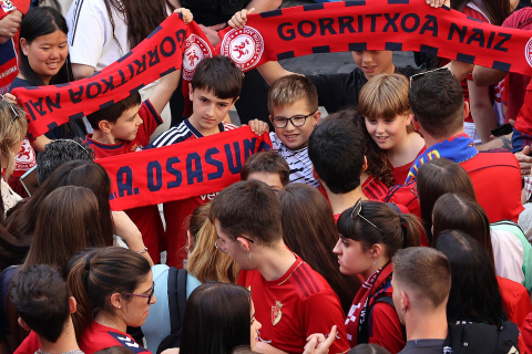 Recepción a Osasuna en el Ayuntamiento
