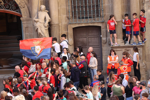Recepción a Osasuna en el Ayuntamiento