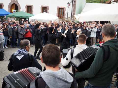 Fotos del Día del acordeón en Garaioa