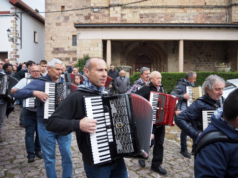 Fotos del Día del acordeón en Garaioa