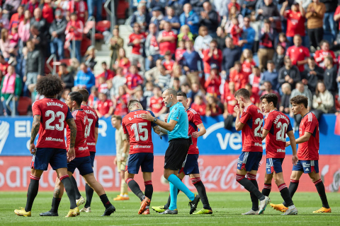 Fotos del partido Osasuna - Almería.
