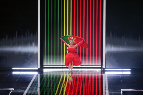 Imágenes de la actuación de Blanca Paloma en Eurovisión