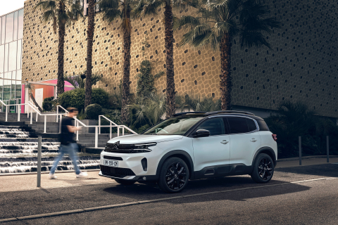Citroën C5 Aircross Hybrid 136